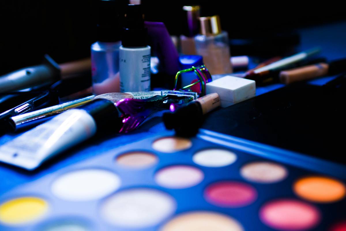 Unleashing the Power of Your Eyebrow Stencil Brush: The Ultimate Guide for Flawless Brows