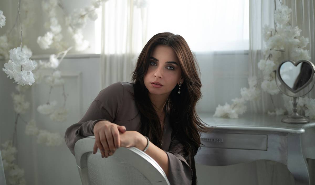 The Ultimate Guide to Mastering Your Brow Styling Brush: Say Goodbye to Wonky Brows Forever