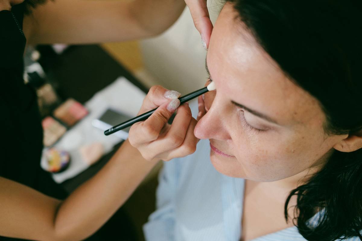Mastering the Art of Brow Definition: The Ultimate Guide to Brow Color Brushes